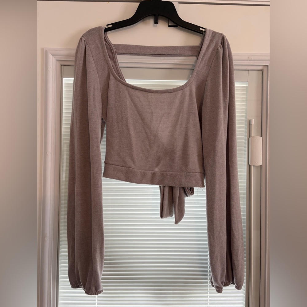 Le Lis Taupe Crop Top